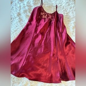 VINTAGE Victoria’s Secret burgundy satin and lace chemise size M